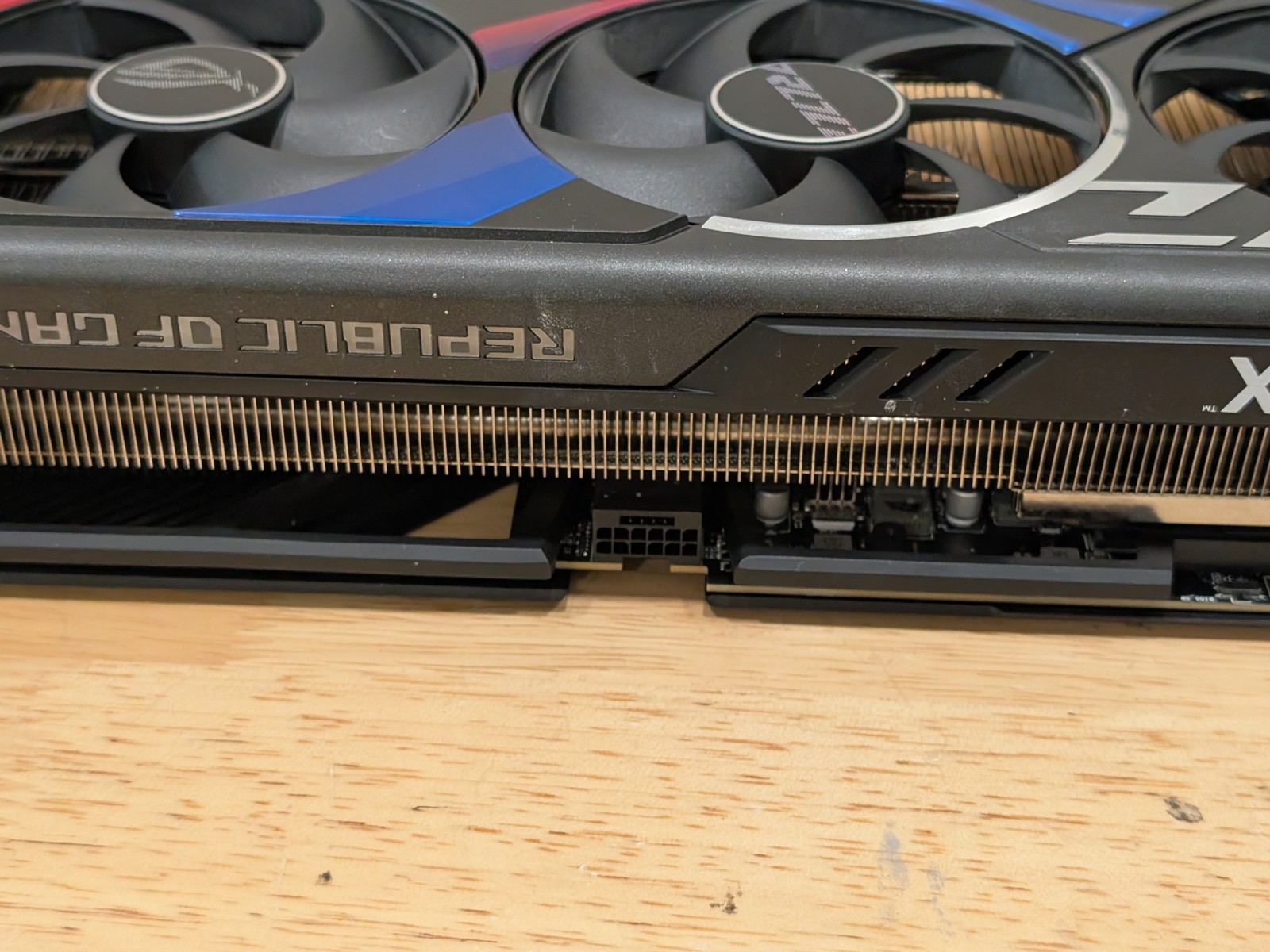 BH-ANGEBOT ASUS ROG Strix GeFo – Rtx 4090 24Gb Graphics Card Bewertung und Preis